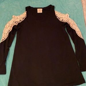 Grace & Emma, cold shoulder top with lace cut out
